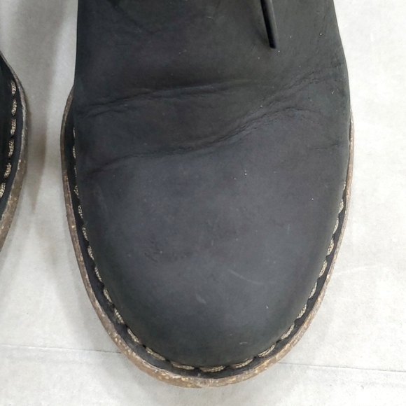 Clarks Unstructured Carleta Lyon booties women's 9.5 black oily leather gum sole - Picture 12 of 12